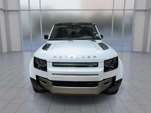 2023 Land Rover Defender 110 X-Dynamic SE