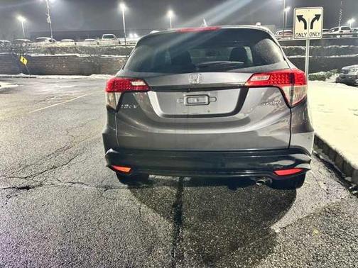 2021 Honda HR-V 2WD Sport