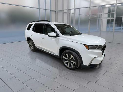 2023 Honda Pilot AWD Elite