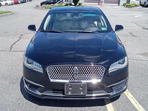 2017 Lincoln MKZ Base