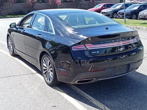2017 Lincoln MKZ Base