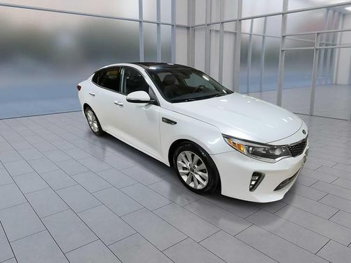 2018 Kia Optima S