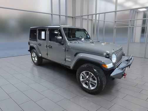2020 Jeep Wrangler Unlimited Sahara