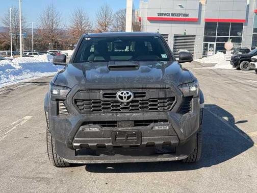 2025 Toyota Tacoma Hybrid TRD Sport