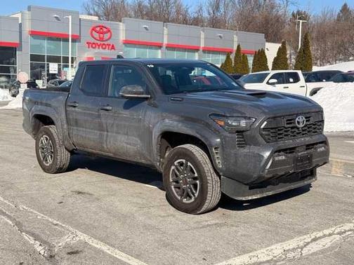 2025 Toyota Tacoma Hybrid TRD Sport