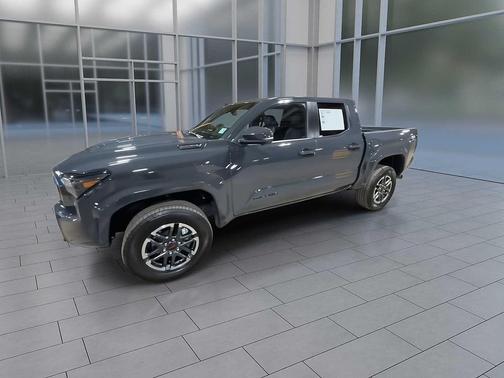2025 Toyota Tacoma Hybrid TRD Sport