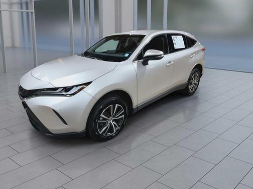 2023 Toyota Venza LE