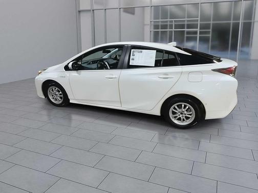 2018 Toyota Prius Four