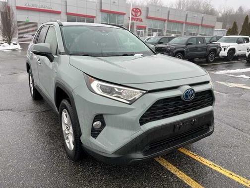 2021 Toyota RAV4 Hybrid XLE