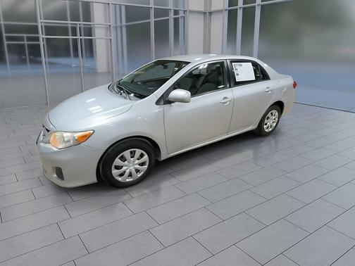 2011 Toyota Corolla LE