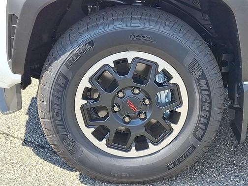2025 Toyota 4Runner TRD Off Road