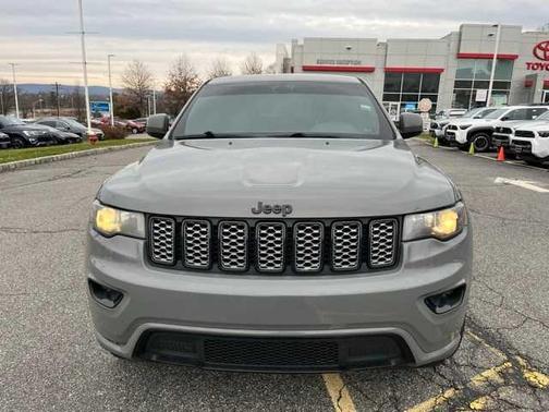 2021 Jeep Grand Cherokee Laredo