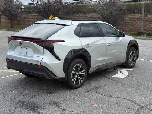 2023 Toyota bZ4X XLE