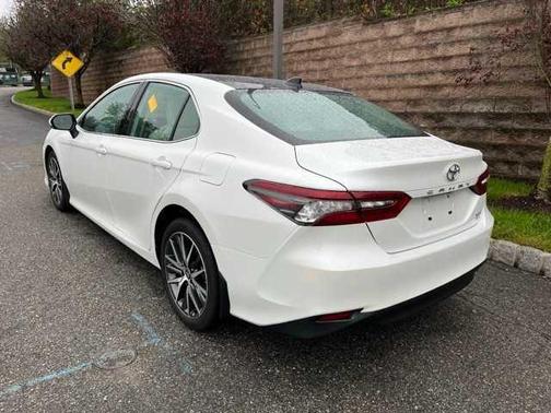 2022 Toyota Camry XLE