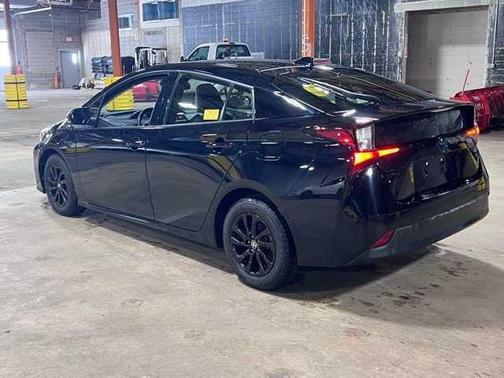 2022 Toyota Prius L