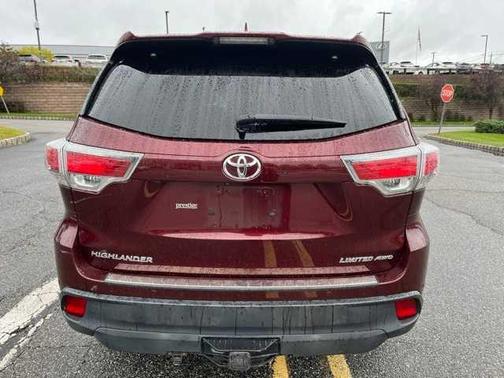 2016 Toyota Highlander Limited Platinum