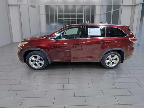 2016 Toyota Highlander Limited Platinum