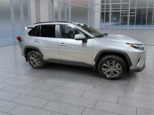 2023 Toyota RAV4 Hybrid XLE Premium