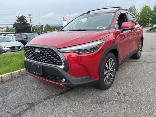 2024 Toyota Corolla Cross XLE