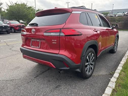 2024 Toyota Corolla Cross XLE