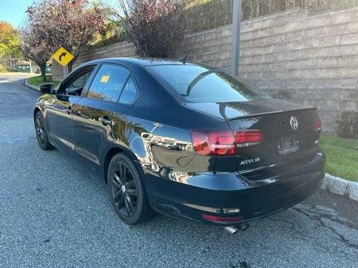 2018 Volkswagen Jetta 1.8T SE Sport
