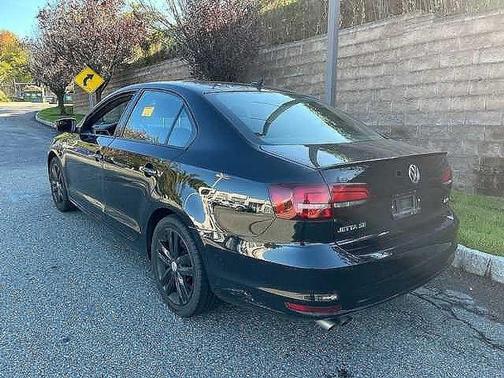 2018 Volkswagen Jetta 1.8T SE Sport