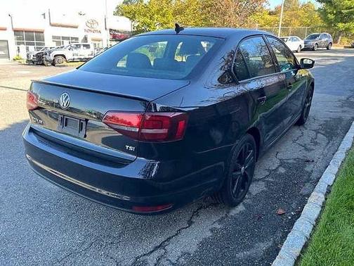 2018 Volkswagen Jetta 1.8T SE Sport