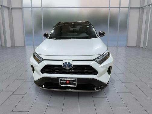 2023 Toyota RAV4 Hybrid SE