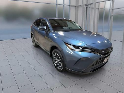 2023 Toyota Venza LE