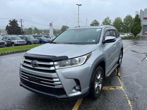 2019 Toyota Highlander Limited Platinum