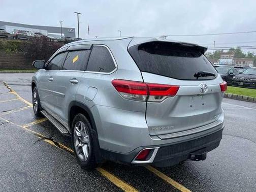 2019 Toyota Highlander Limited Platinum