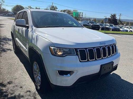 2020 Jeep Grand Cherokee Laredo