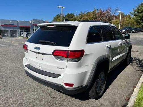 2020 Jeep Grand Cherokee Laredo