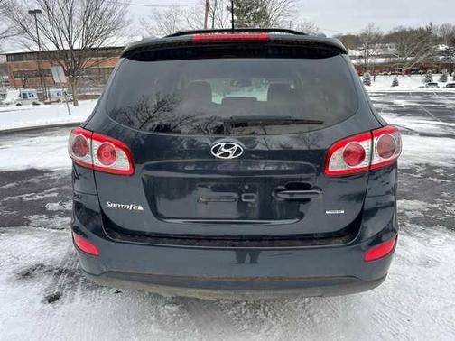 2012 Hyundai SANTA FE SE