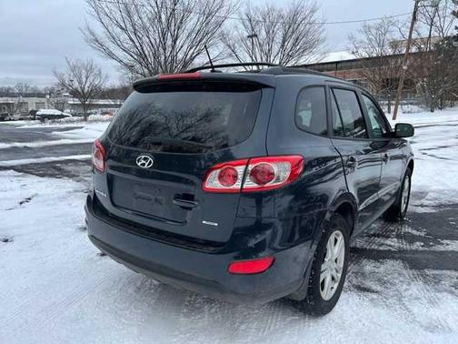 2012 Hyundai SANTA FE SE