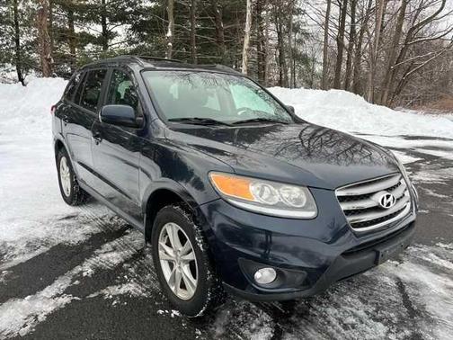 2012 Hyundai SANTA FE SE
