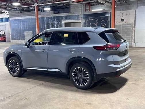 2024 Nissan Rogue Platinum