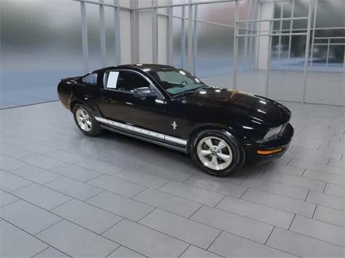 2008 Ford Mustang Deluxe