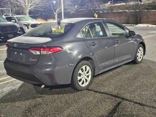 2024 Toyota Corolla Hybrid LE
