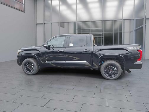 2026 Toyota Tundra Hybrid Platinum