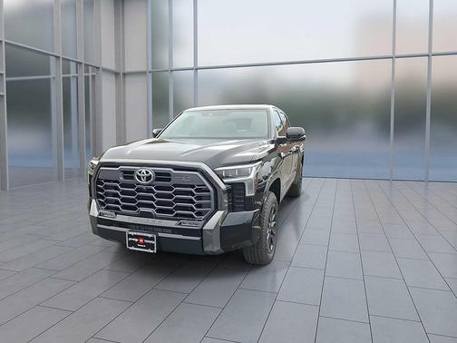 2026 Toyota Tundra Hybrid Platinum