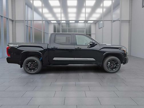 2026 Toyota Tundra Hybrid Platinum