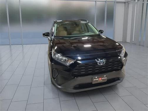2022 Toyota RAV4 Hybrid LE