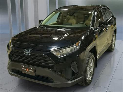 2022 Toyota RAV4 Hybrid LE