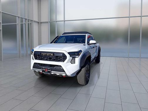 2026 Toyota Tacoma Hybrid Trailhunter