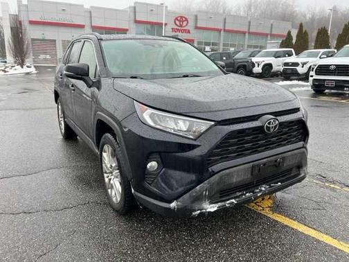 2019 Toyota RAV4 XLE Premium