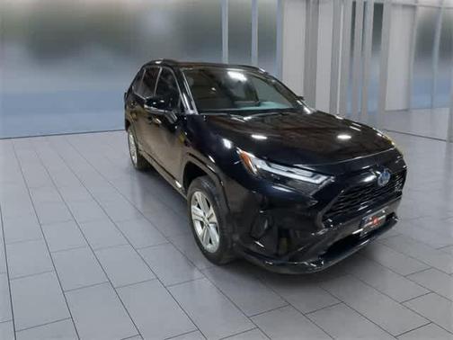 2022 Toyota RAV4 Hybrid SE