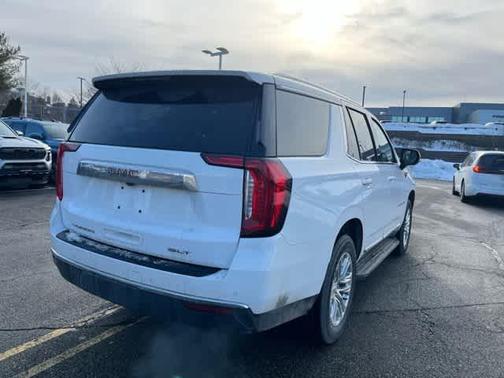 2024 GMC Yukon SLT