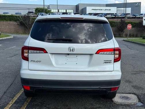 2022 Honda Pilot AWD Special Edition
