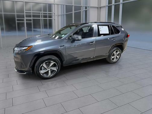 2023 Toyota RAV4 Prime SE